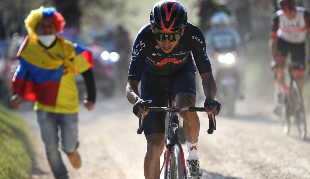 Egan Bernal en la Strade Bianche 2021