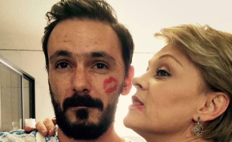 Feliz Día de la Madre y Feliz Cumpleaños