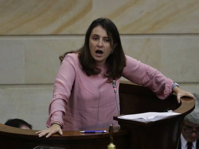 Sala especial para militares no afecta los acuerdos de paz: Paloma Valencia