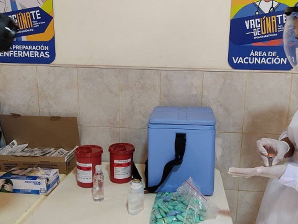 12.000 adultos mayores de 80 años censados para vacunación COVID en Armenia