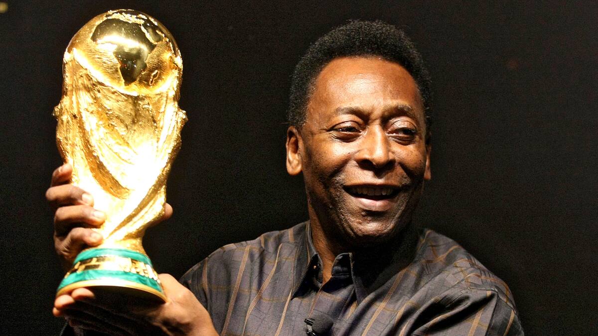 ¿El escudo de Brasil cambiará corazones por estrellas en homenaje a Pelé?