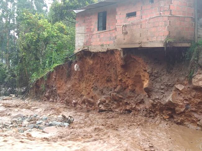 La ola invernal continúa dejando perdidas.