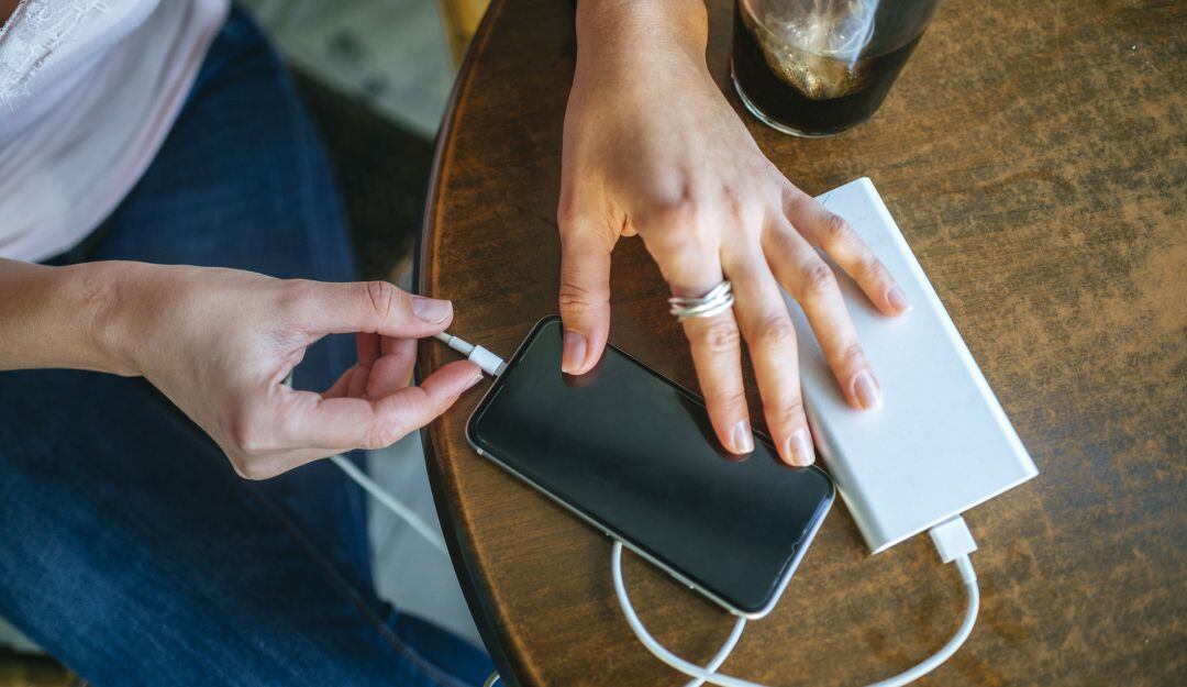 Cargadores de celular. 