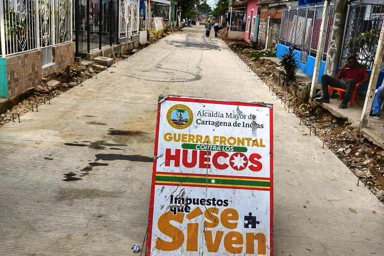 Avanza la pavimentación de la Carrera 60, en el sector Ricaurte en Cartagena