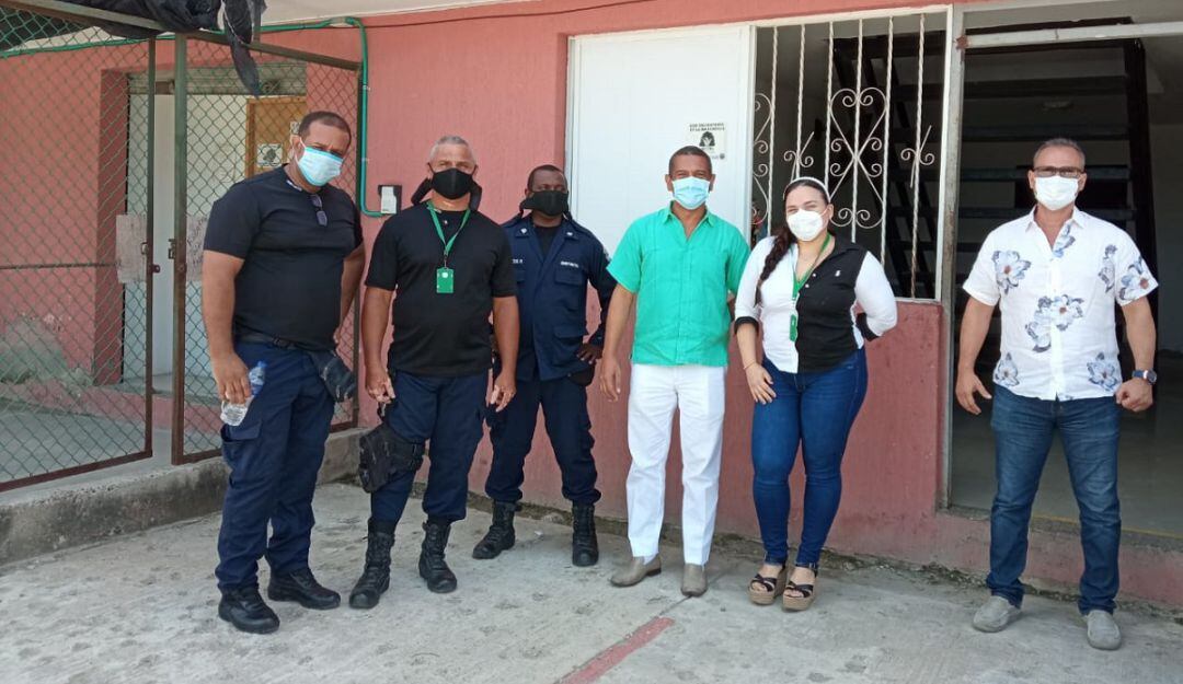 Los directivos solicitaron la construcción y equipamiento del puesto de guardia, construcción de una cocina y acondicionamiento del centro de guardia