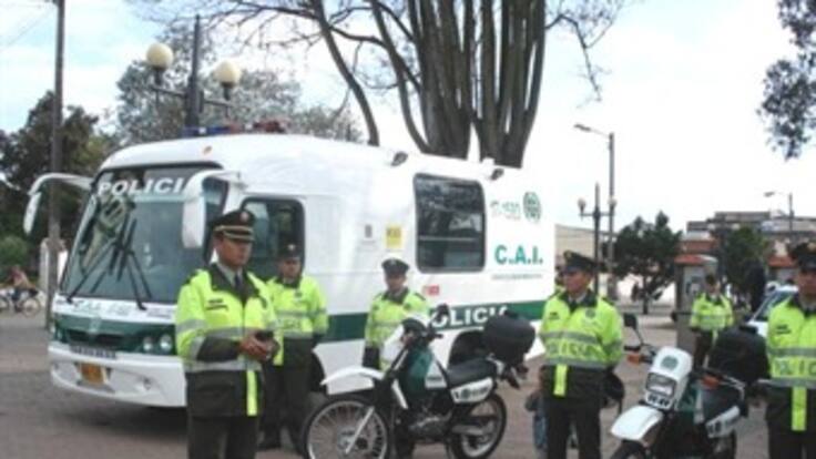 Policía investiga accidente de tránsito del jefe de seguridad de un senador