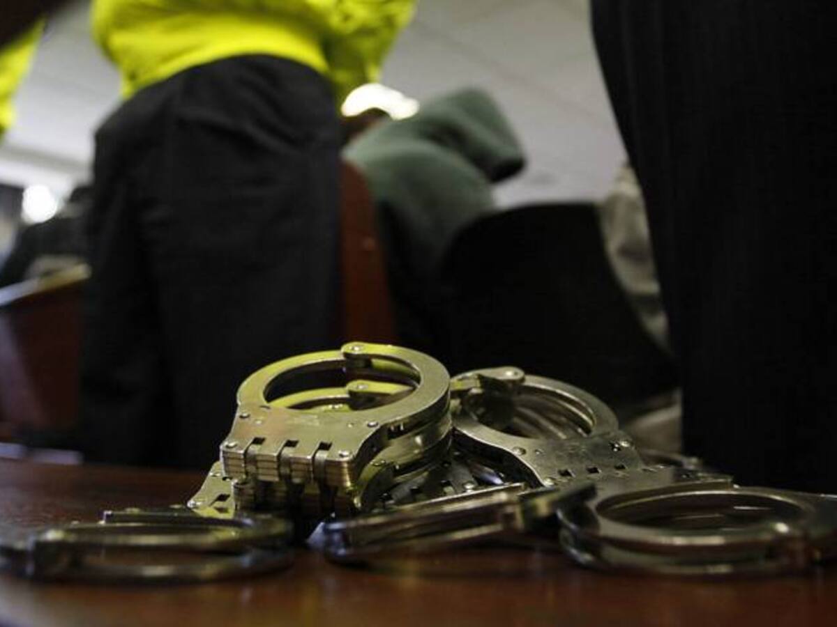 A la cárcel 2 trabajadores de una empresa de valores que simularon el robo