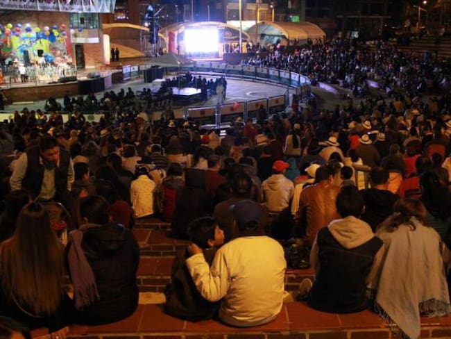 Paipa acoge más de 5 mil visitantes en el Concurso Nacional de Bandas Musicales en Boyacá