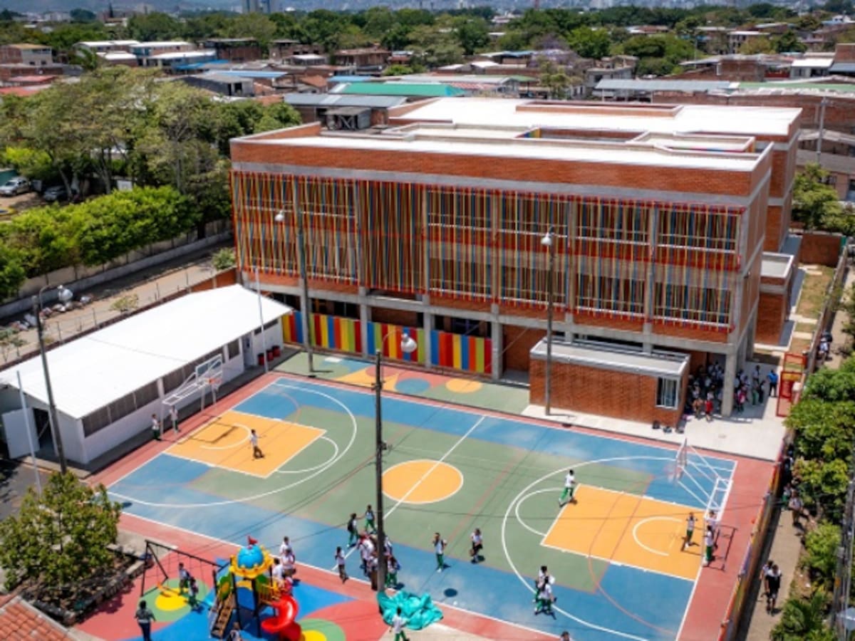 Nuevos espacios en colegio ‘Rodrigo Lloreda’ en Cali, con una inversión de $8,095 millones