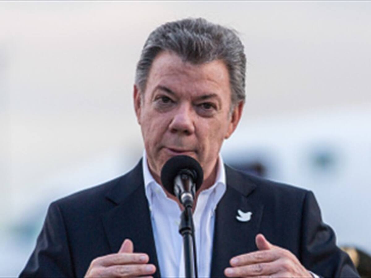 En diciembre todos los parques naturales estarán libres de coca: Santos