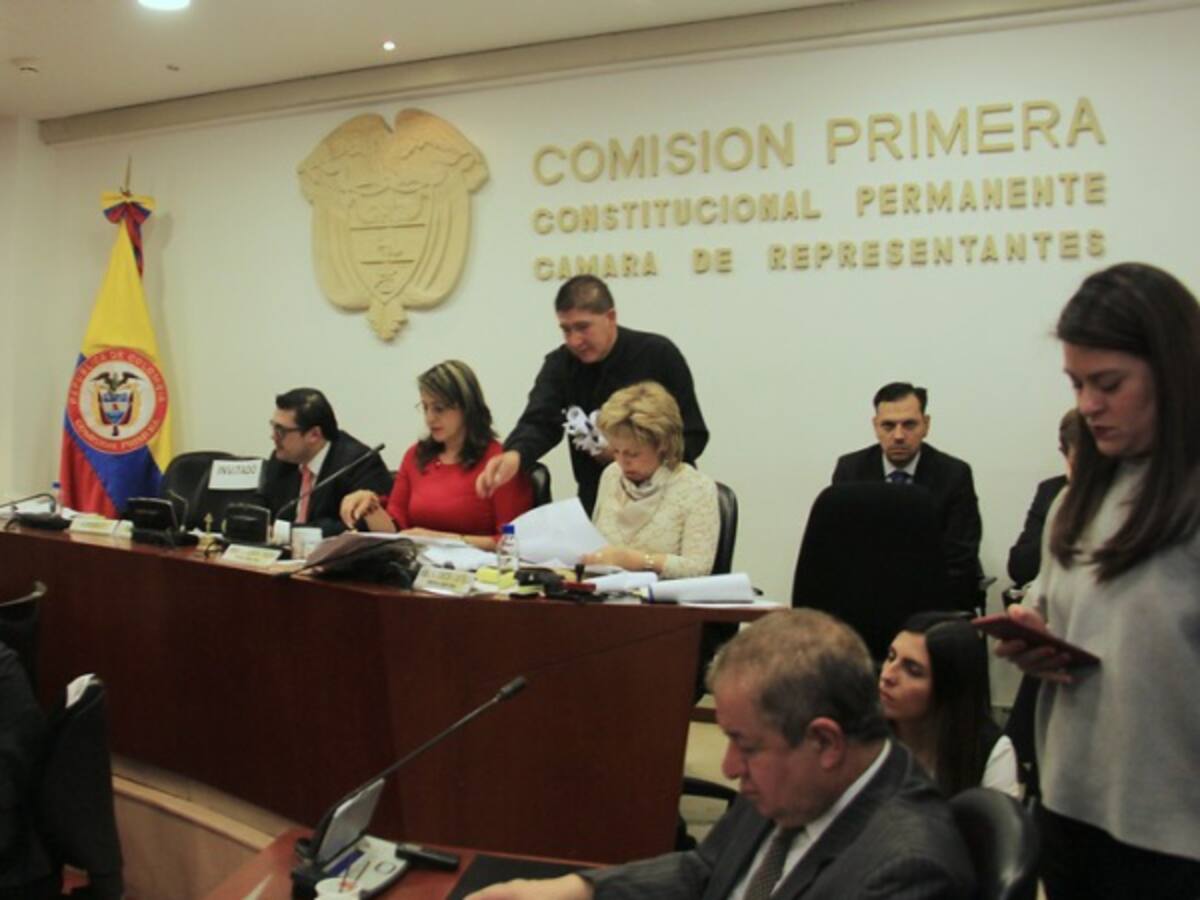 Aprobados en primer debate reforma política y tribunal de aforados