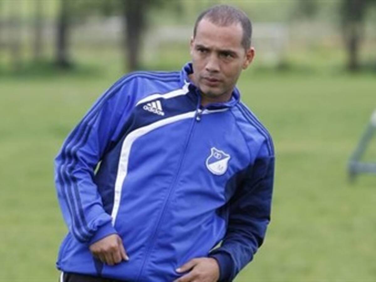 Una mujer acusa al futbolista Mayer Candelo de múltiples delitos