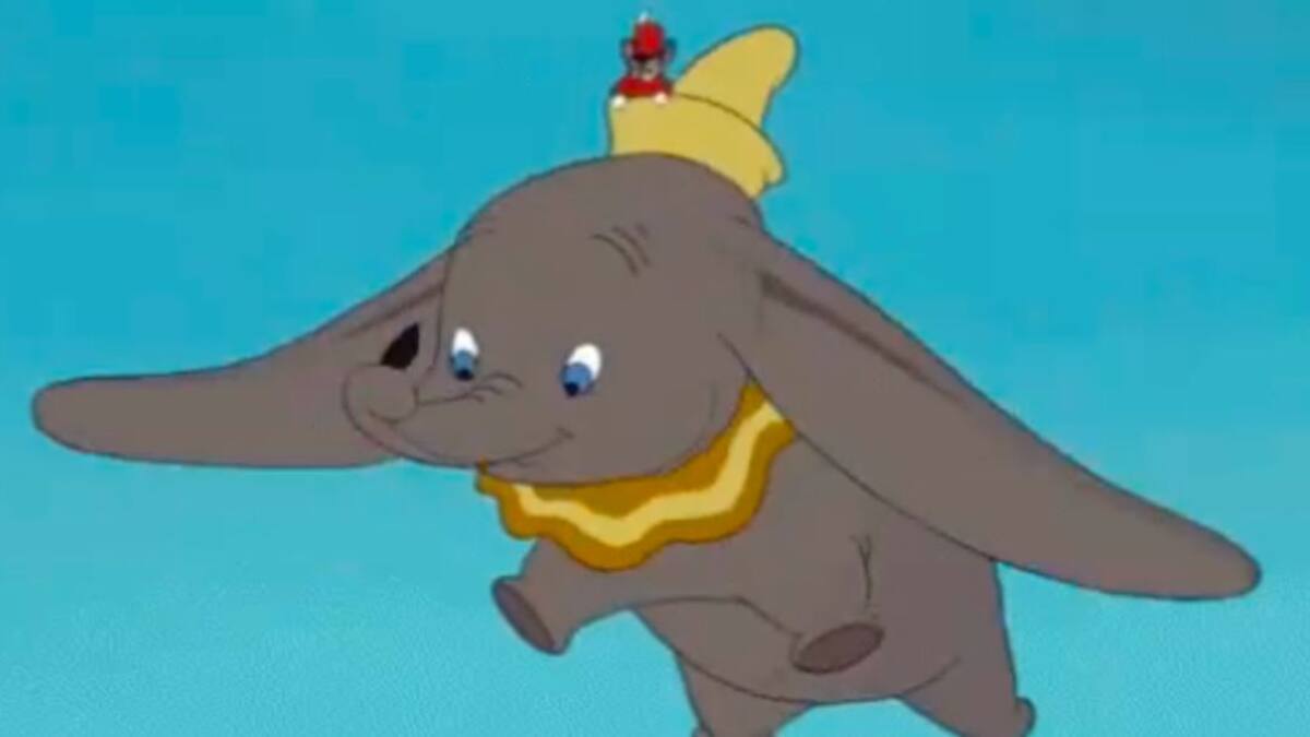 Dumbo, el elefante de orejas grandes, sigue volando en su aniversario 80