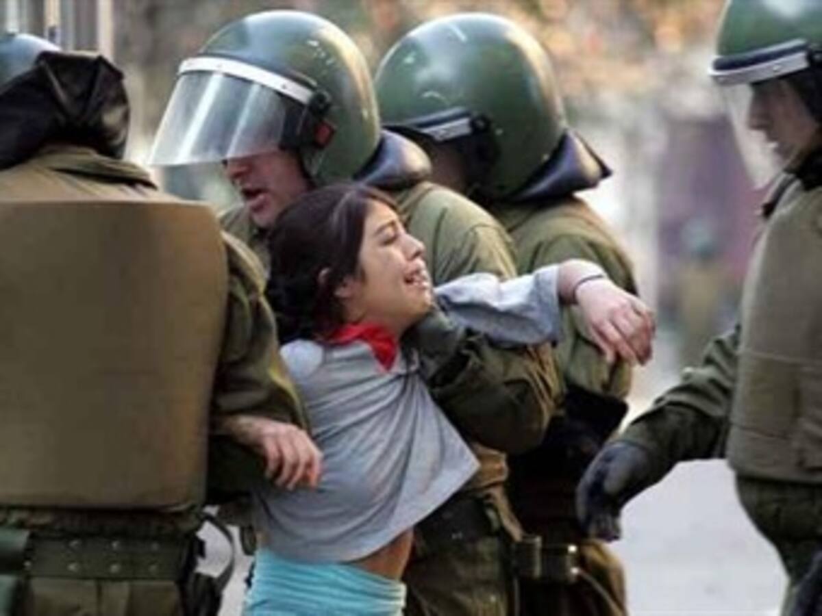 Un muerto y varios heridos se registraron esta madrugada en Chile tras huelga