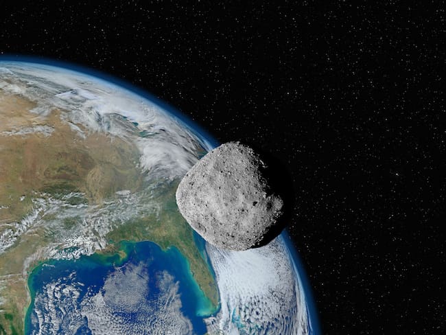 Asteroide Bennu y una vista al planeta Tierra / Getty Images