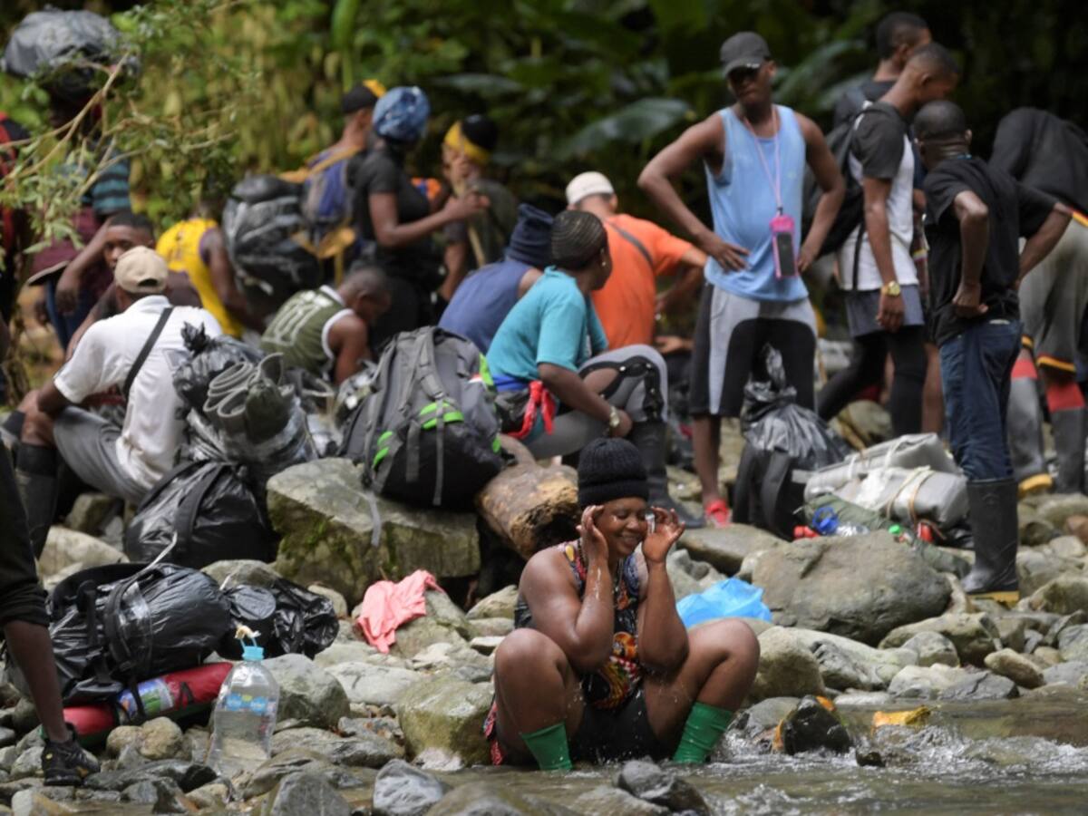 Abusos y hurtos: Caracol Radio acompaña la travesía de migrantes Haitianos