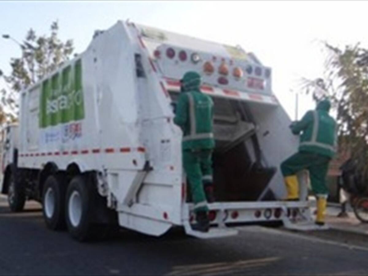 Aguas de Bogotá manejaría recolección de basura y reciclaje