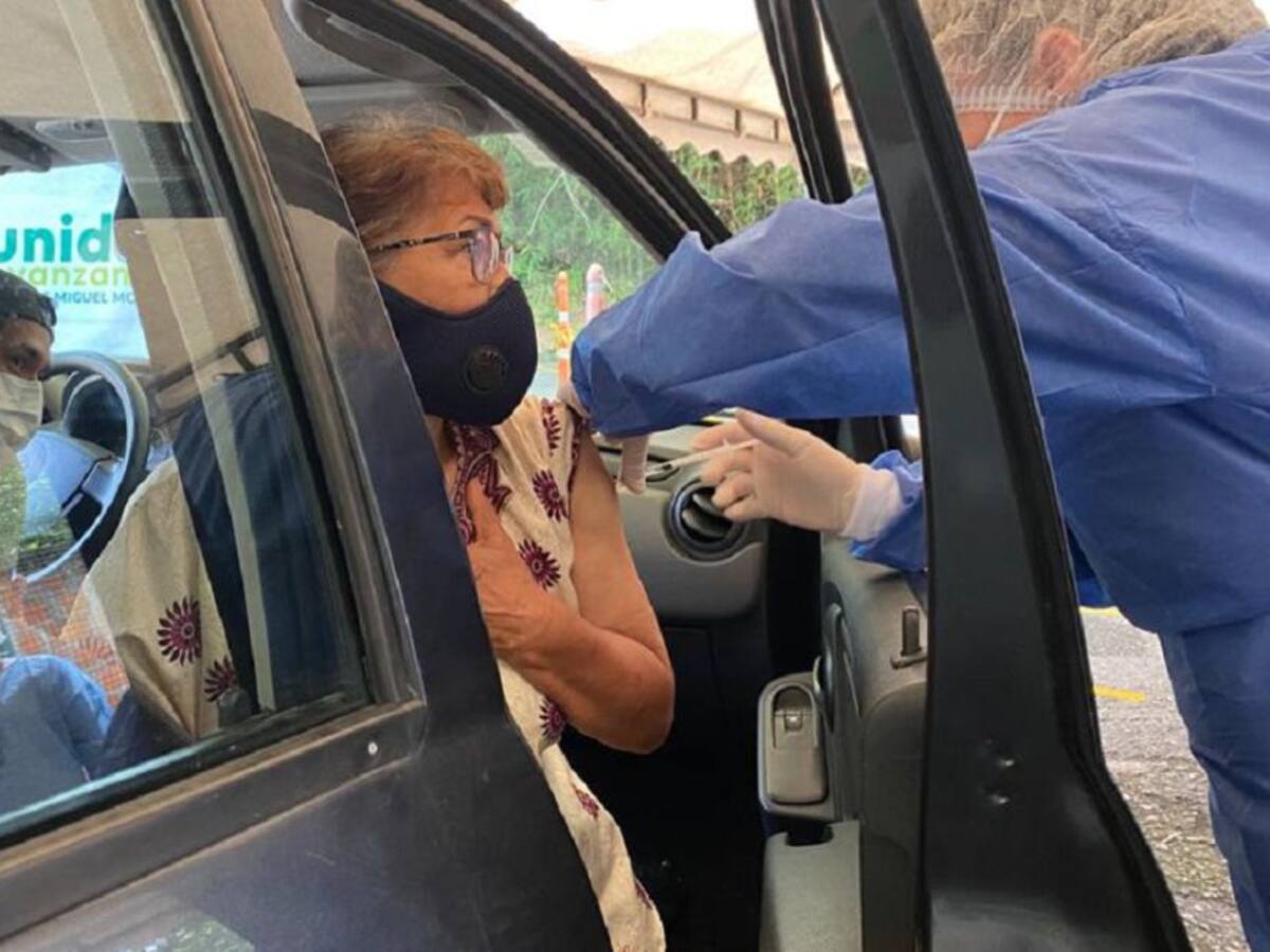 Personería investiga presunta venta de vacunas en Floridablablanca