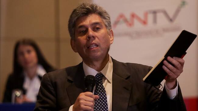 Daniel Coronell habla sobre las acusaciones de Álvaro Uribe sobre su relación con la mafia. Foto: Colprensa