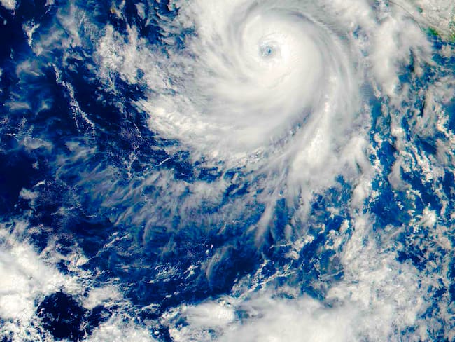 Avance de un huracán por la costa pacífica de México. 

(Foto: Universal History Archive/Universal Images Group via Getty Images)