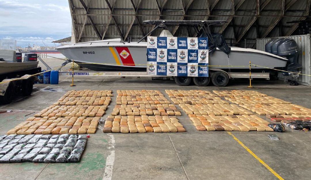 Cinco hombres fueron capturados, entre ellos tres extranjeros.