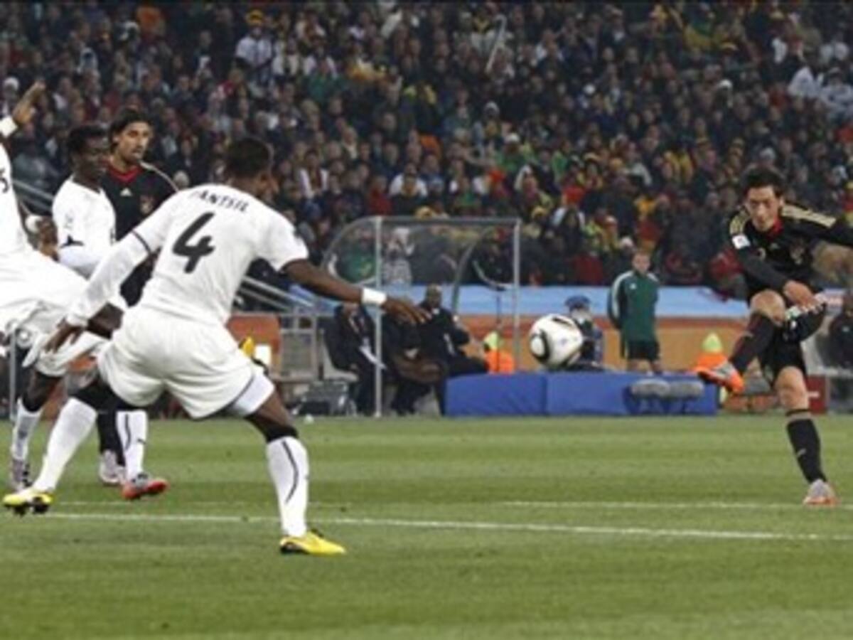 Alemania vence a Ghana y ambos celebran la clasificación para octavos