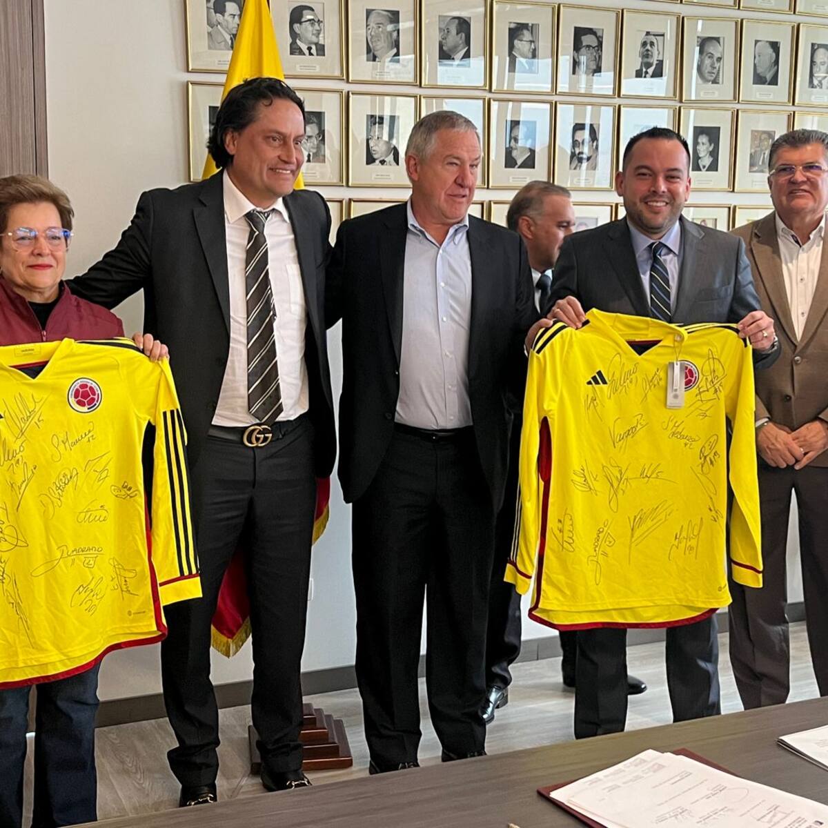 Dimayor y Acolfutpro firman acuerdo para iniciar negociación de condiciones laborales