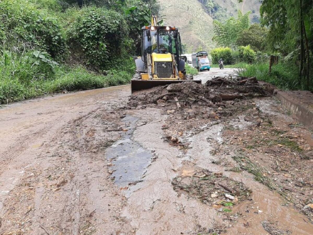Intervenciones en Belalcázar para recuperar la malla vial