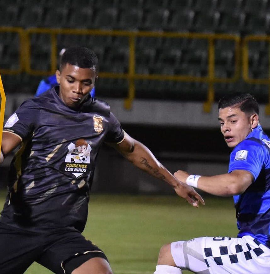 Jesús Rivas, autor de dos goles en Tunja / Instagram: Águilas Doradas.