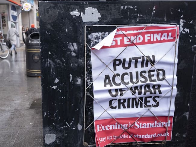 Diario en Londres afirma que Putin está acusado de crímenes de guerra