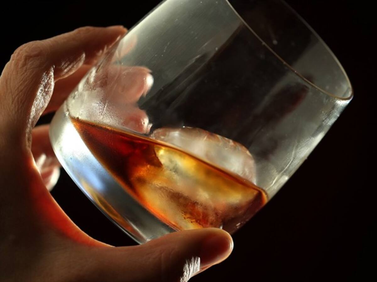 Director de la FND expresa su preocupación ante contrabando en cigarrillos y licores