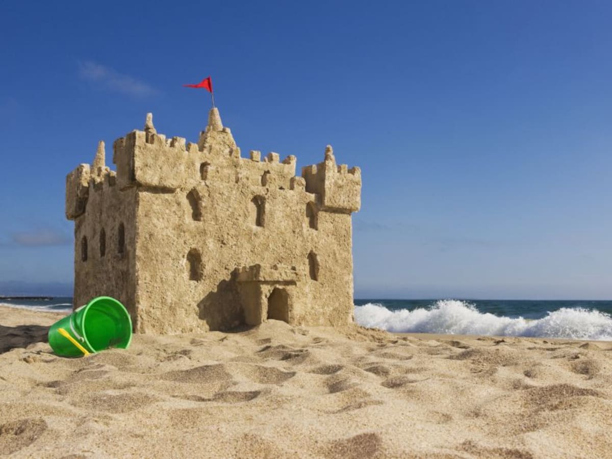 Vacaciones en la playa: cómo hacer castillos de arena