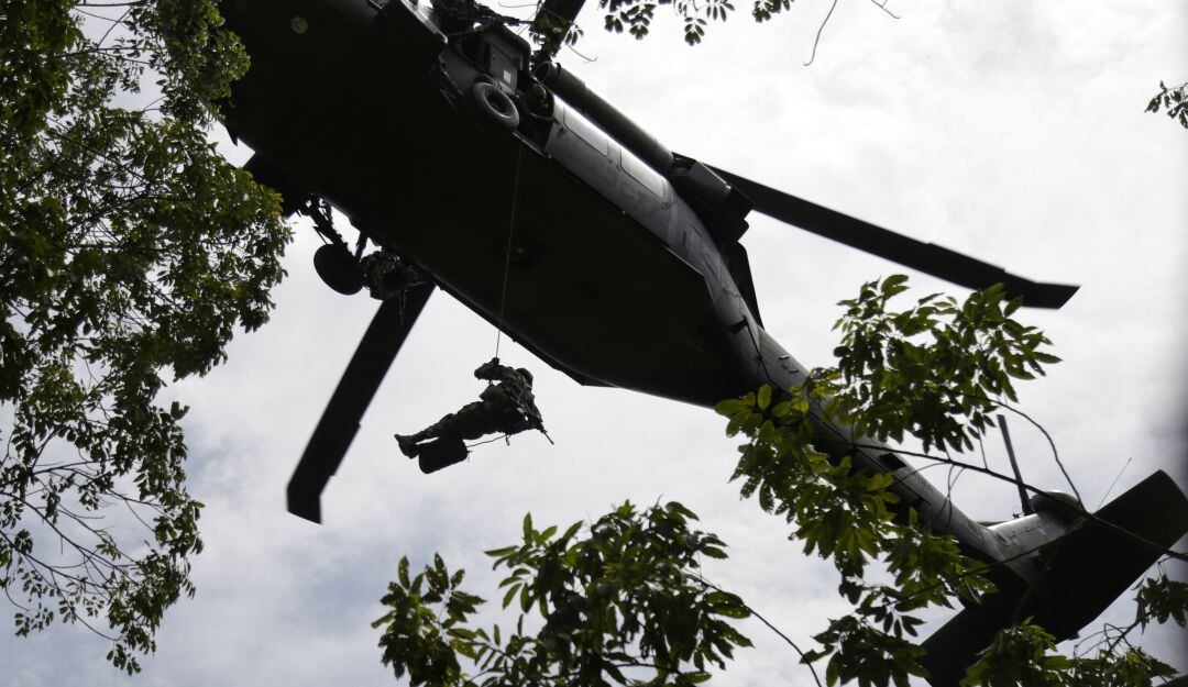 Helicóptero 