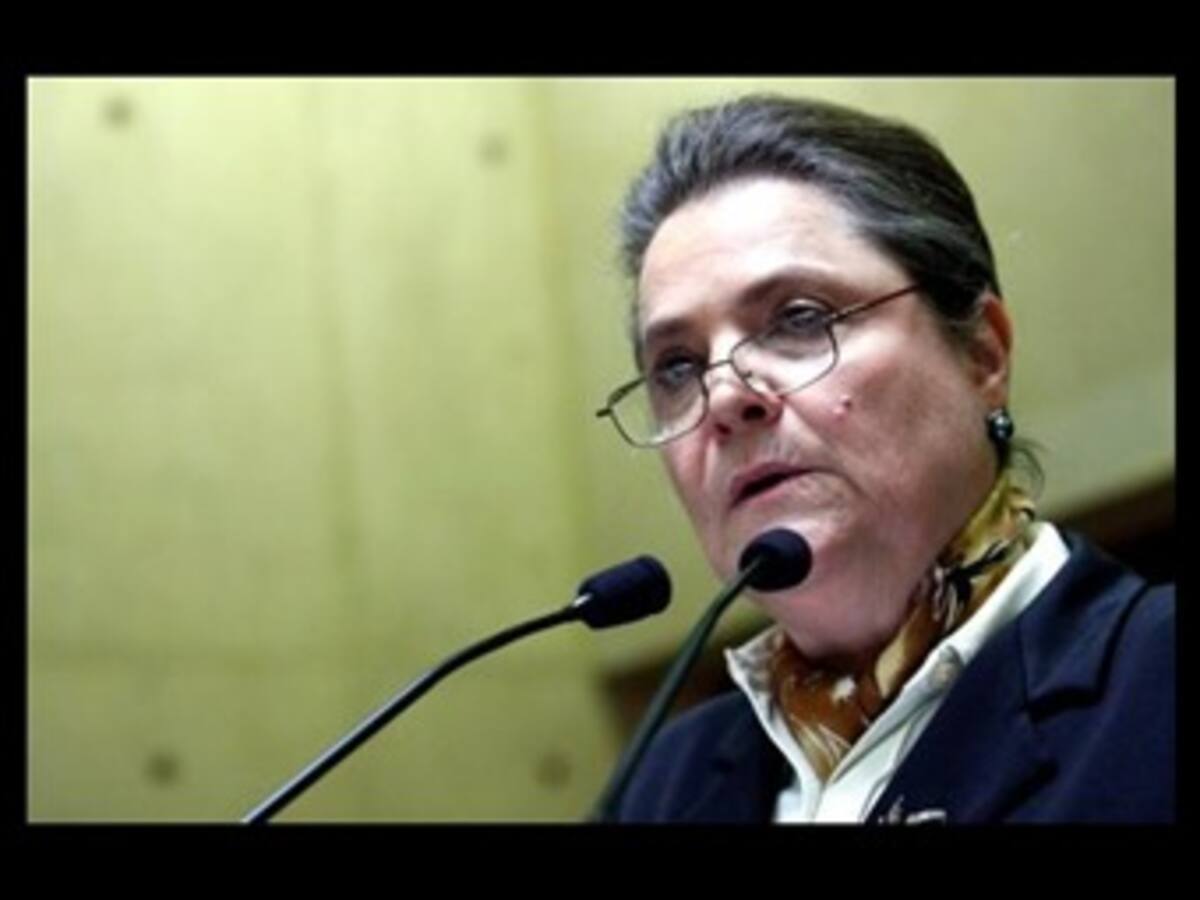 Procurador no debería destituir a elegidos en las urnas: Polo