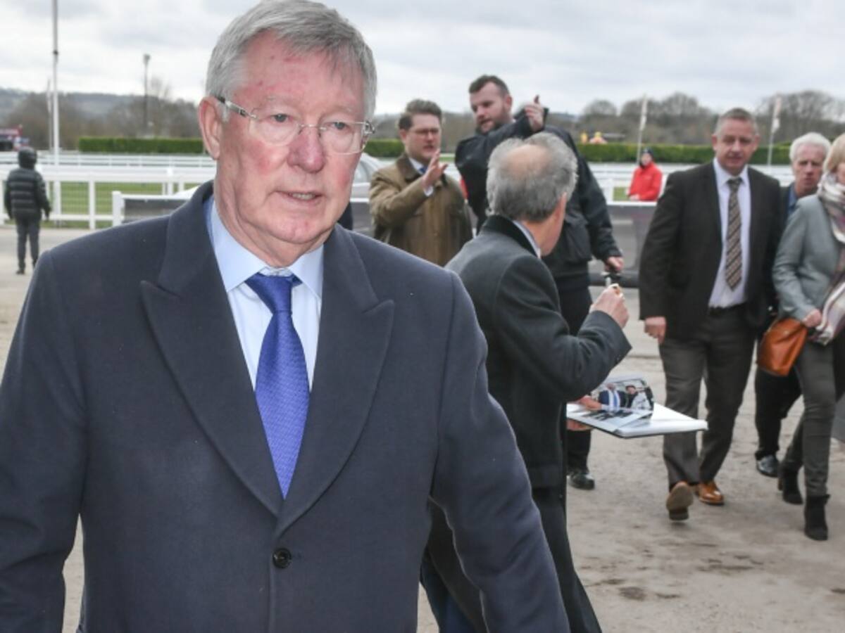 Ferguson habría salido del coma inducido con señales de recuperación