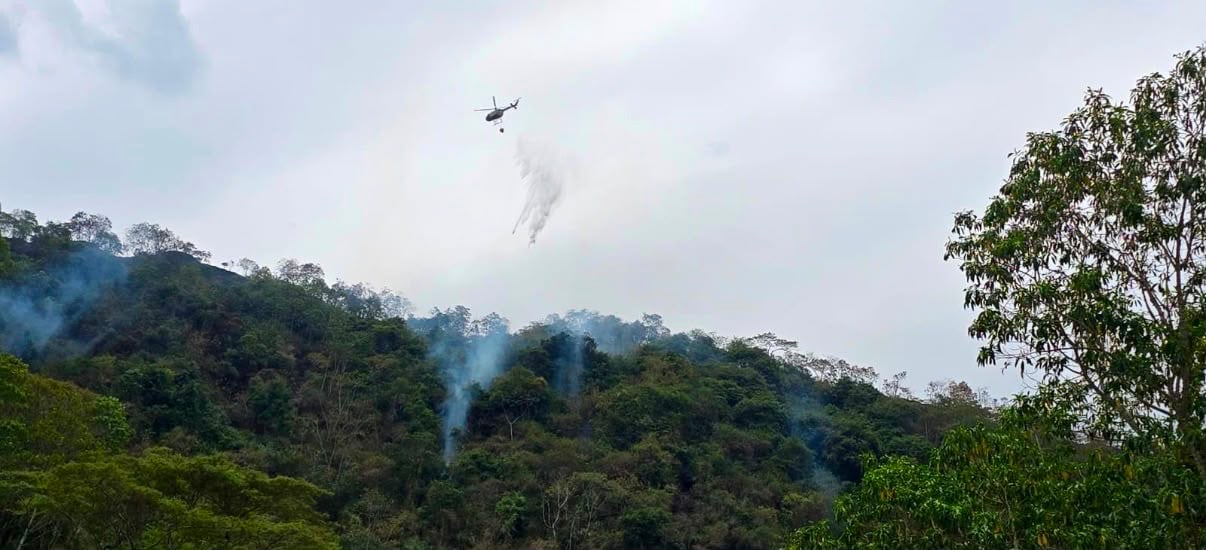 Cundinamarca registró en un día 12 incendios forestales: tres continúan activos. Foto: Gobernación de Cundinamarca.
