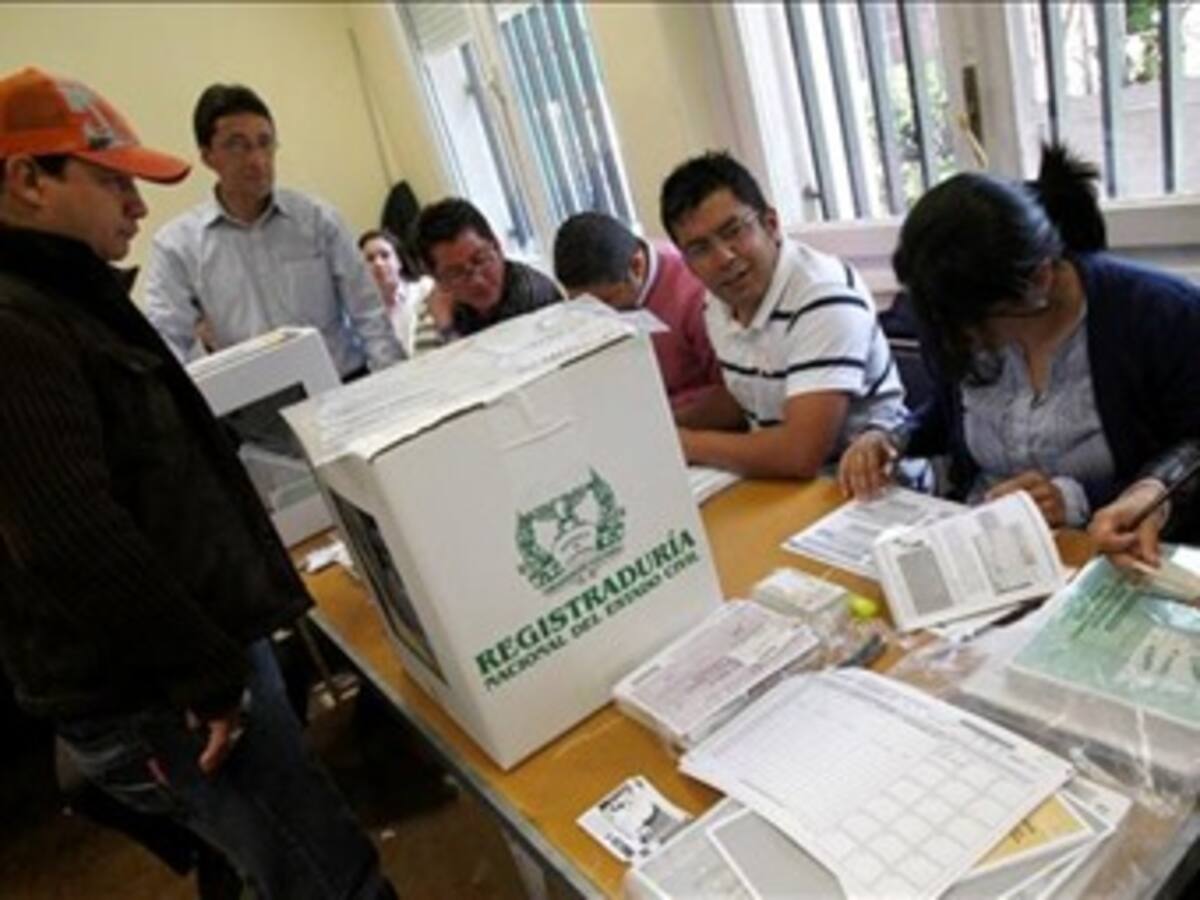 Los colombianos votan en España en las elecciones legislativas