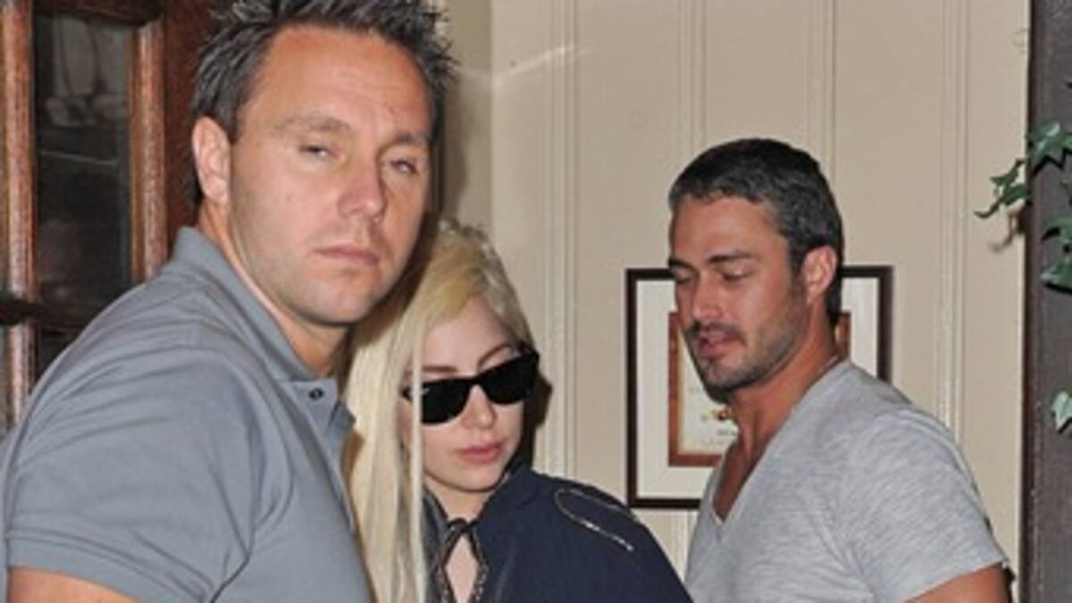 A Lady Gaga no le preocupan las escenas de cama de su novio