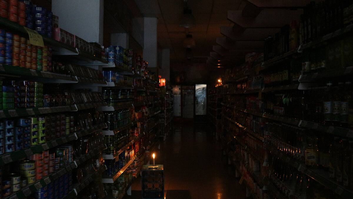 Chile: apagón deja 13 de 16 provincias sin energía