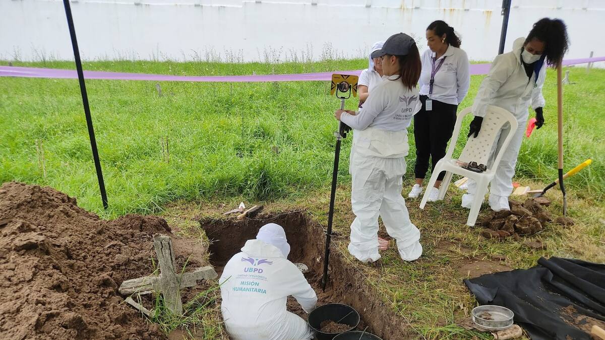 Inician búsqueda de personas desaparecidas en el cementerio Calancala de Barranquilla