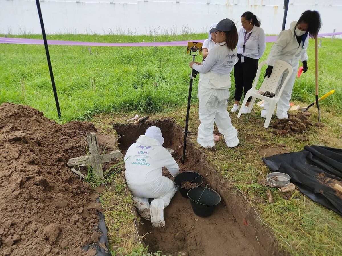 Inician búsqueda de personas desaparecidas en el cementerio Calancala de Barranquilla
