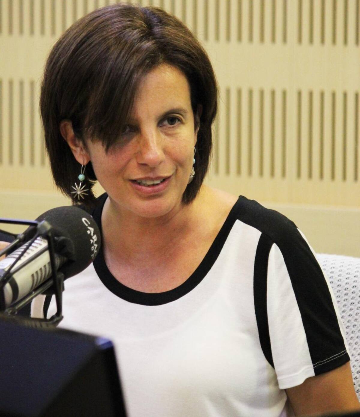 Juanita León