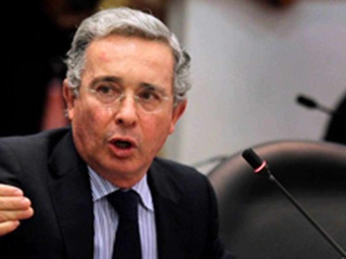 Uribe pide a fiscal y vicefiscal que se declaren impedidos