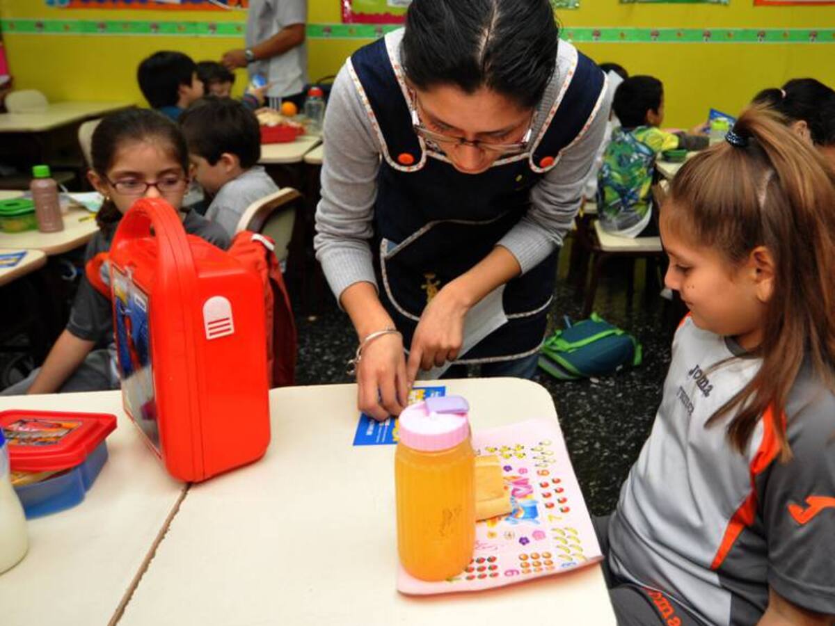 Tiendas escolares podrían ser cerradas sino implementan alimentación saludable
