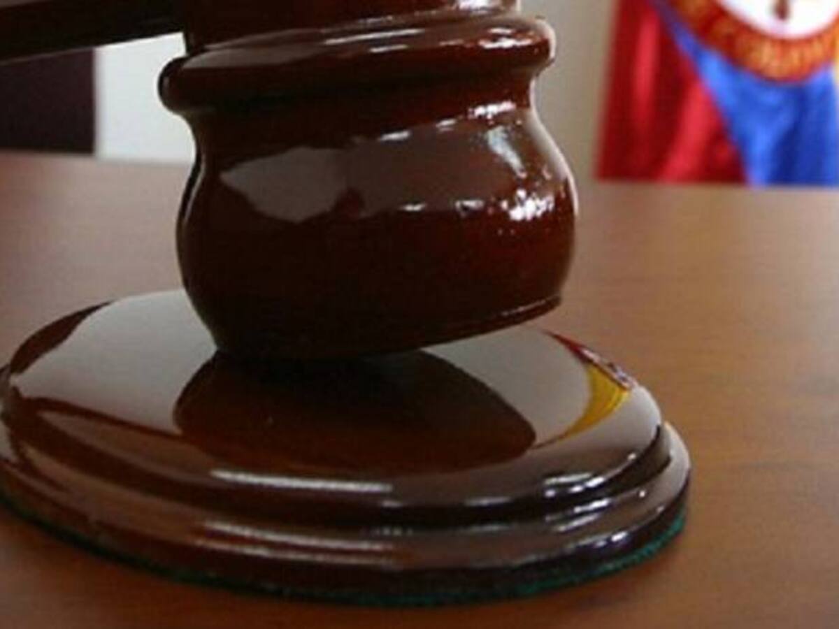 ¿ Es constitucional sacar por decreto el plan de sometimiento de las Bacrim?