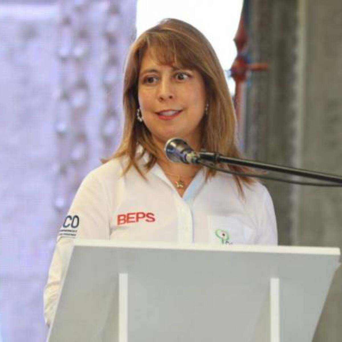 Tres días de arresto para presidenta de Colpensiones por desacato a tutela