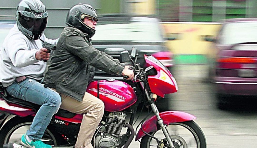 Dos hombres que compartían en establecimiento nocturno fueron asesinados