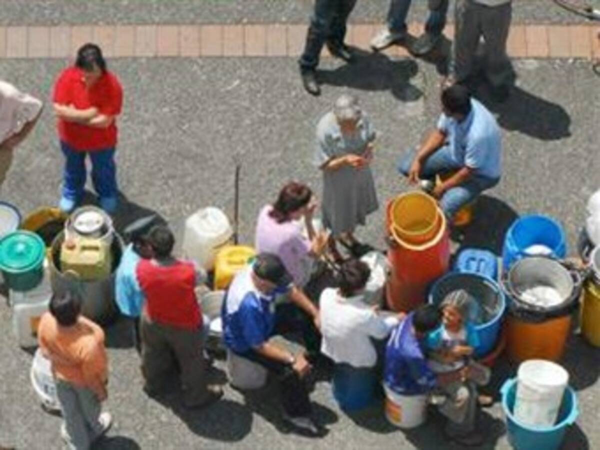 Comunidades de Santa Marta y Casanare reciben agua potable