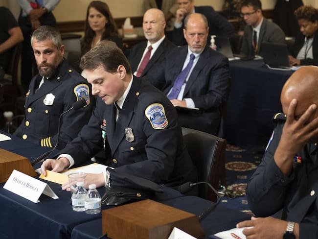 Primera audiencia pública en investigación sobre el ataque al Capitolio en Washington DC. 