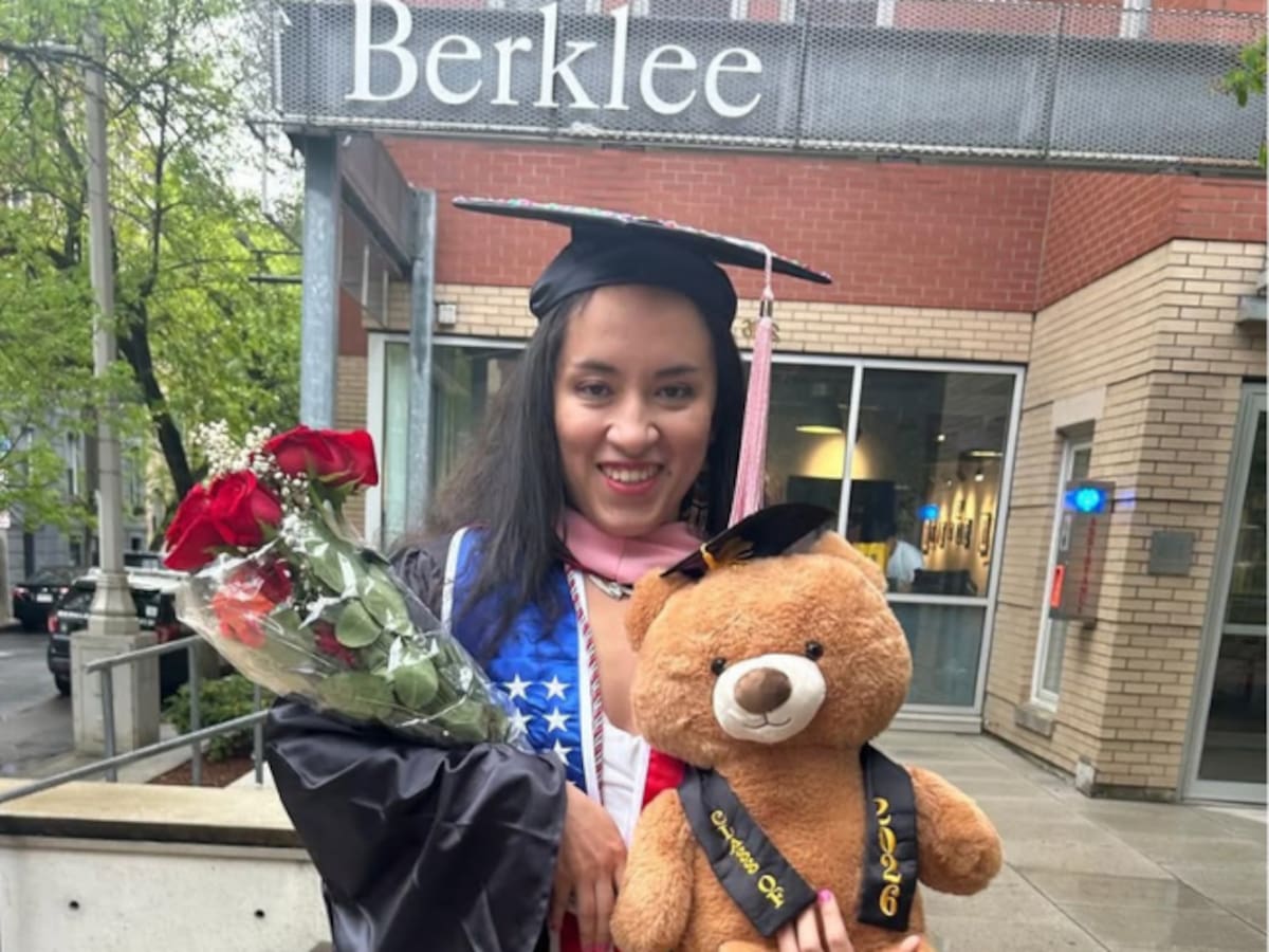 Ella es Niki Castilla: una de las primeras jóvenes neurodivergentes graduada en Berklee